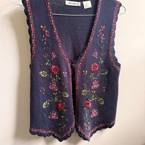 Alyssabroke Vintage Embroidered Floral Knit Vest